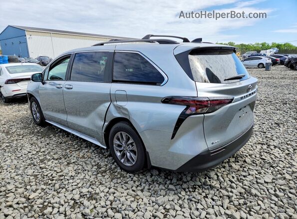 5TDBRKECXSS268339 2025 TOYOTA SIENNA Silver 