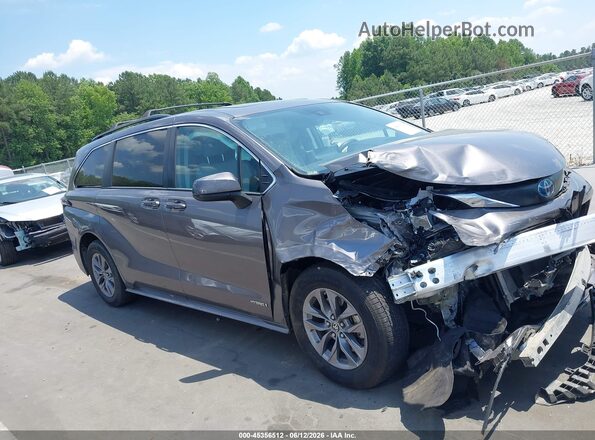 5TDBSKFC6MS020496 2021 TOYOTA SIENNA Gray Սալոնի հետևի տեսք