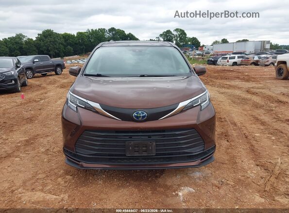 5TDBSKFC7MS010205 2021 TOYOTA SIENNA Brown Widok zestawu wskaźników