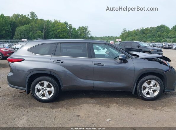 5TDBZRBH2NS250317 2022 TOYOTA HIGHLANDER Gray Widok wnętrza z tyłu