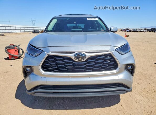 5TDBZRBH9MS097935 2021 TOYOTA HIGHLANDER Серебряный 