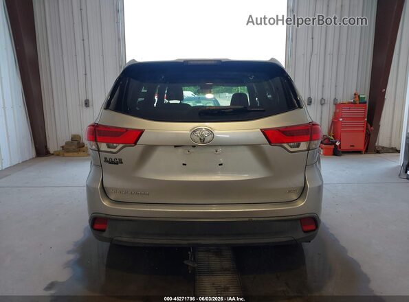 5TDBZRFH0HS399324 2017 TOYOTA HIGHLANDER Silver 