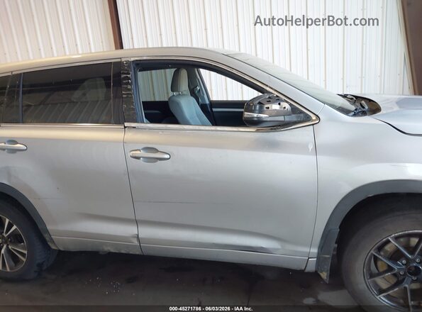 5TDBZRFH0HS399324 2017 TOYOTA HIGHLANDER Silver 