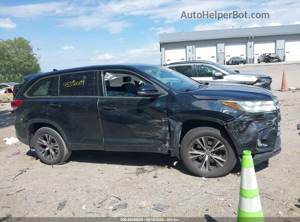 5TDBZRFH0JS910214 2018 TOYOTA HIGHLANDER Black Սալոնի հետևի տեսք