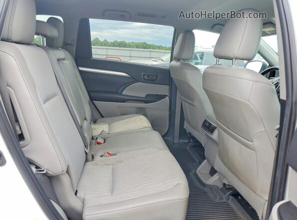 5TDBZRFH0KS733472 2019 TOYOTA HIGHLANDER White Սալոնի հետևի տեսք
