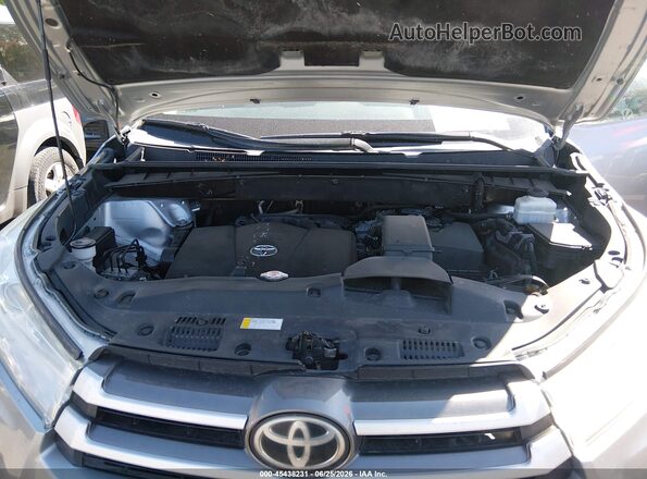 5TDBZRFH0KS747792 2019 TOYOTA HIGHLANDER Серебряный Вид сзади
