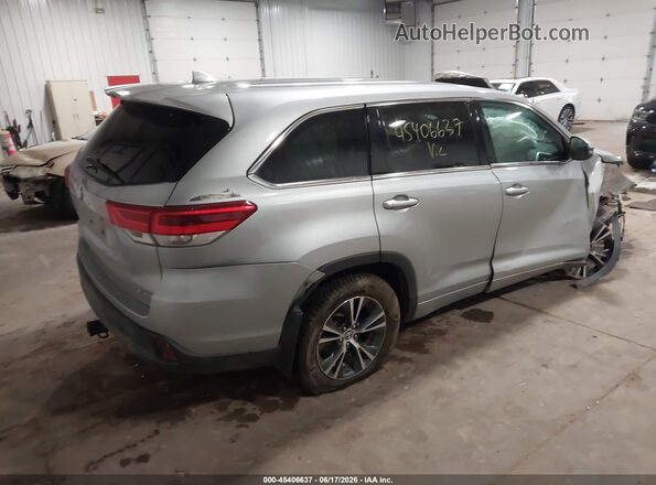 5TDBZRFH1JS484999 2018 TOYOTA HIGHLANDER Silver უკანა მარჯვენა