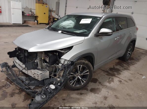 5TDBZRFH1JS484999 2018 TOYOTA HIGHLANDER Silver წინა მარცხენა ხედი სამი მეოთხედიდან
