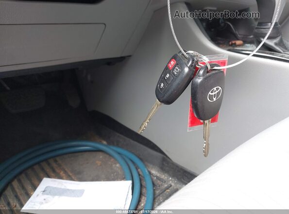 5TDBZRFH2JS880360 2018 TOYOTA HIGHLANDER Green წინა პანელის ხედი