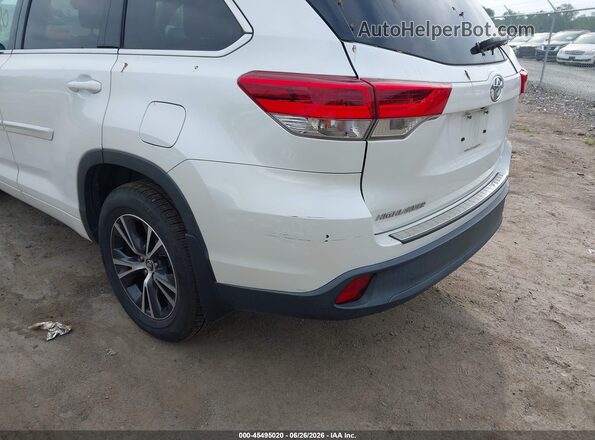5TDBZRFH3JS913091 2018 TOYOTA HIGHLANDER White Front view
