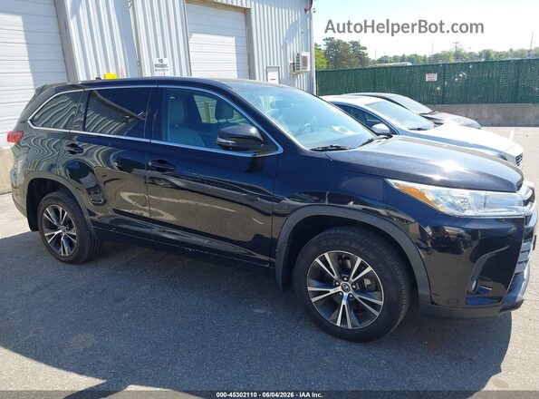 5TDBZRFH6HS381779 2017 TOYOTA HIGHLANDER Black 