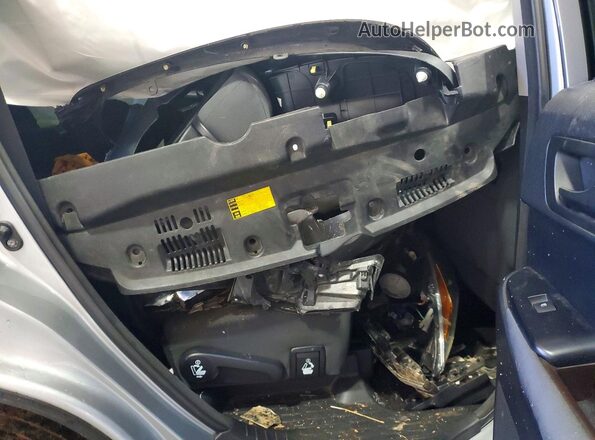 5TDBZRFH6JS497828 2018 TOYOTA HIGHLANDER Silver Вид задньої частини салону