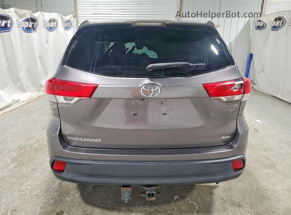 5TDBZRFH6KS961203 2019 TOYOTA HIGHLANDER Gray Rear view