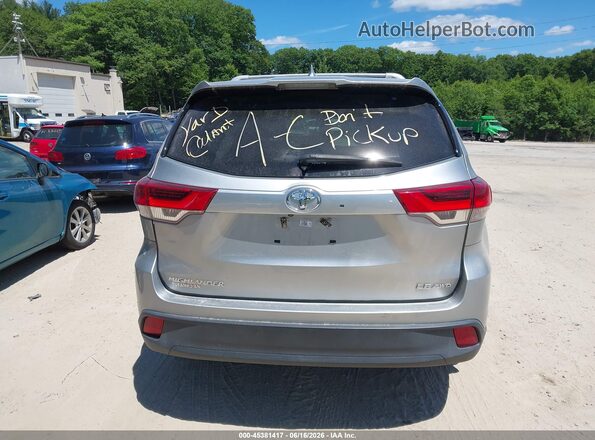 5TDBZRFH8HS391150 2017 TOYOTA HIGHLANDER Gray 