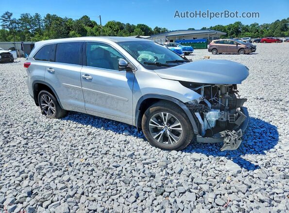 5TDBZRFH8HS431016 2017 TOYOTA HIGHLANDER Silver Front right