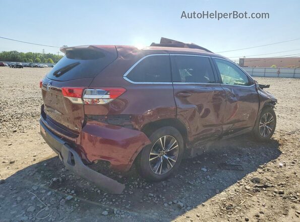 5TDBZRFH9HS411843 2017 TOYOTA HIGHLANDER Red Задня права чверть