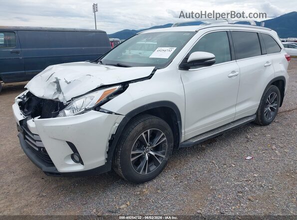 5TDBZRFH9JS804991 2018 TOYOTA HIGHLANDER White წინა მარცხენა ხედი სამი მეოთხედიდან