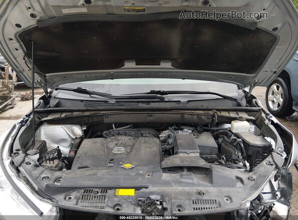 5TDBZRFHXHS399492 2017 TOYOTA HIGHLANDER Silver Widok z tyłu