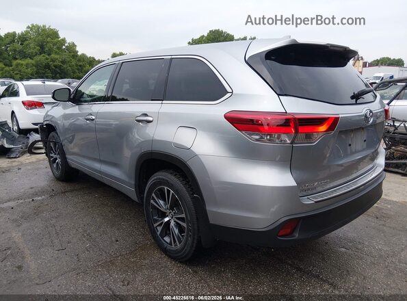5TDBZRFHXHS399492 2017 TOYOTA HIGHLANDER Silver Tył lewy