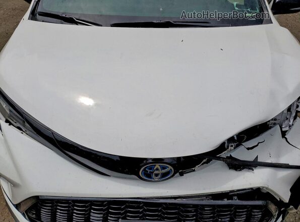 5TDCSKFC0SS209047 2025 TOYOTA SIENNA White ძრავის განყოფილების ხედი