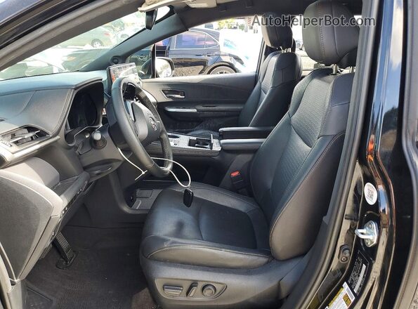 5TDCSKFC1PS085958 2023 TOYOTA SIENNA Черный Вид салона спереди