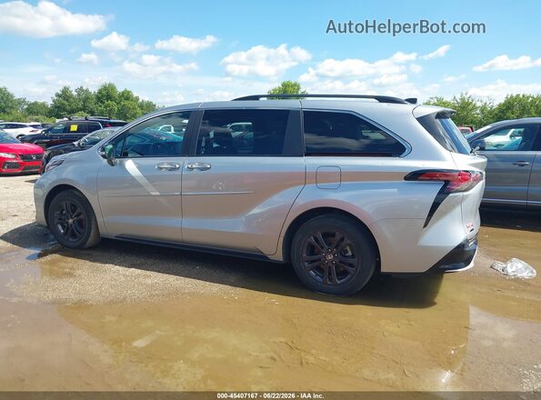 5TDCSKFC1RS109260 2024 TOYOTA SIENNA Silver 360 interior view