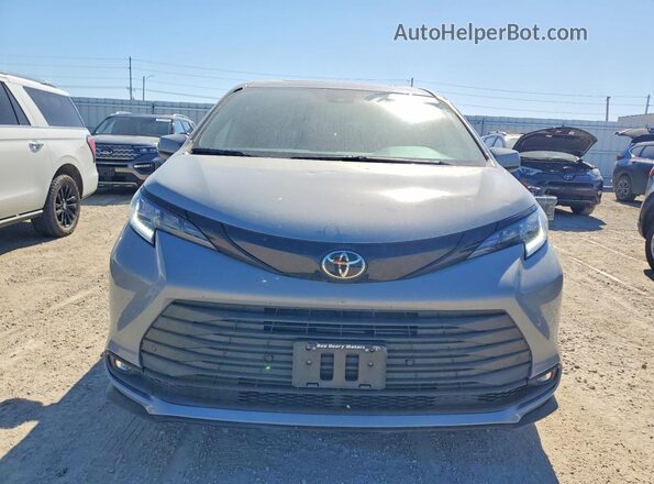 5TDCSKFC2TS231231 2026 TOYOTA SIENNA Gray Front view