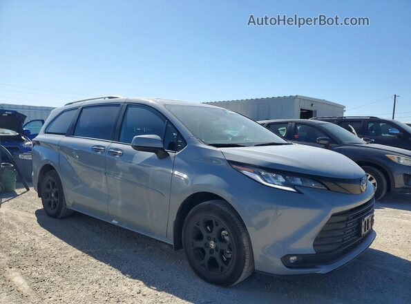 5TDCSKFC2TS231231 2026 TOYOTA SIENNA Gray Front right