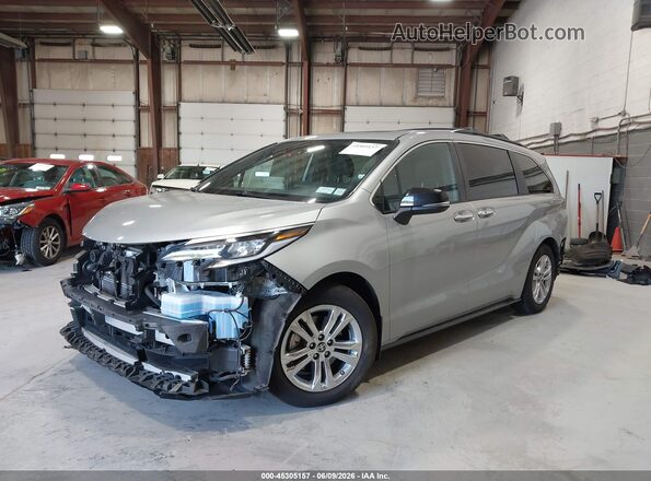 5TDCSKFC4PS084352 2023 TOYOTA SIENNA Silver Առջևի ձախ երեք քառորդ տեսարան