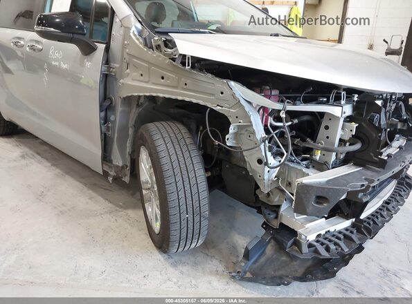 5TDCSKFC4PS084352 2023 TOYOTA SIENNA Silver 