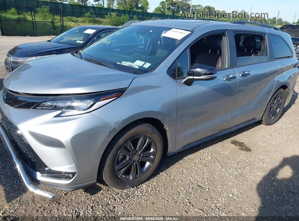 5TDCSKFC5SS197882 2025 TOYOTA SIENNA Silver Առջևի ձախ երեք քառորդ տեսարան