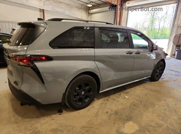 5TDCSKFC6TS247576 2026 TOYOTA SIENNA Gray Tył prawy