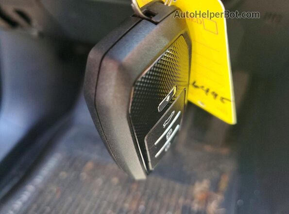 5TDDBRCH4MS016495 2021 TOYOTA HIGHLANDER Black 360 interior view
