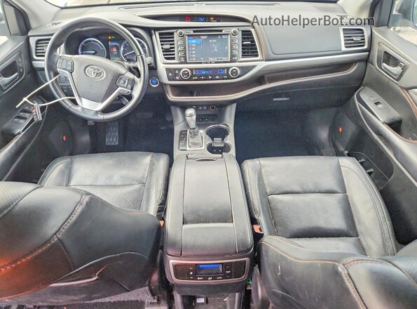 5TDDGRFH7JS051461 2018 TOYOTA HIGHLANDER White Առջևի վահանակի տեսք