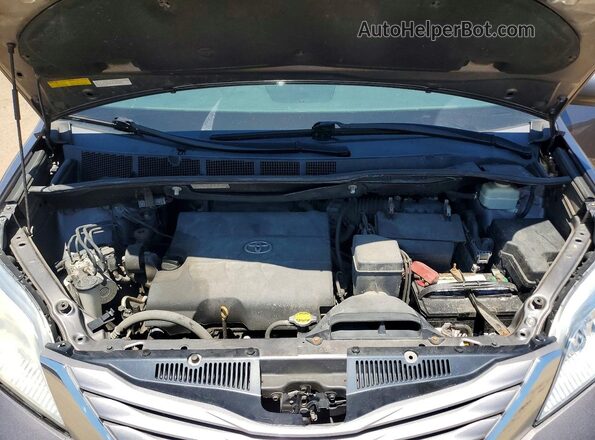 5TDDK3DC2GS140799 2016 TOYOTA SIENNA Gray ძრავის განყოფილების ხედი