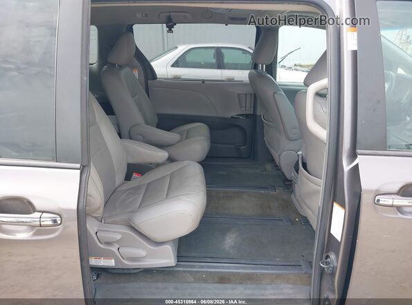 5TDDK3DC4GS143395 2016 TOYOTA SIENNA Gray VIN კოდის სტიკერის ხედი