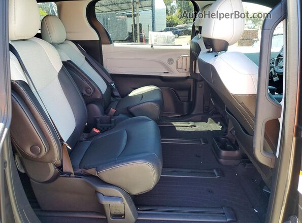 5TDDSKFC0SS178872 2025 TOYOTA SIENNA Серый 