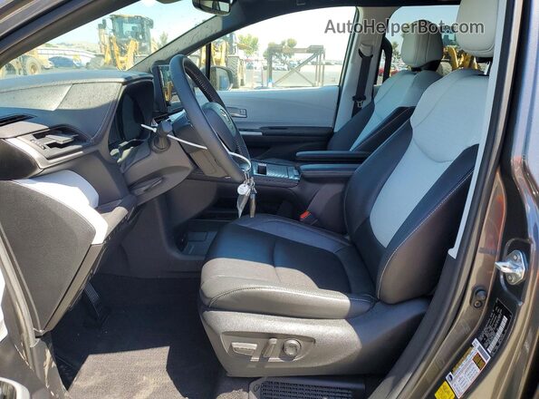 5TDDSKFC0SS178872 2025 TOYOTA SIENNA Серый 