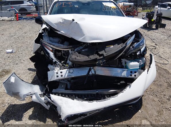 5TDDSKFC8RS151784 2024 TOYOTA SIENNA White Front view