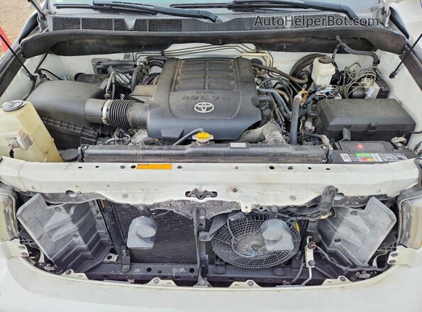 5TDDW5G10GS135255 2016 TOYOTA SEQUOIA White ძრავის განყოფილების ხედი