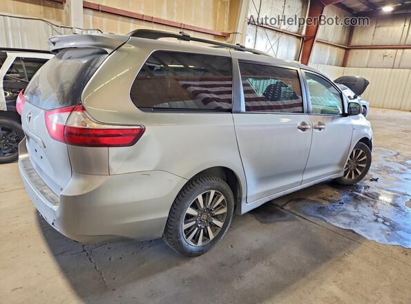 5TDDZ3DC2JS201880 2018 TOYOTA SIENNA Silver Rear right