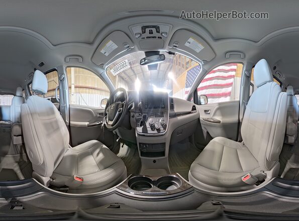 5TDDZ3DC2JS201880 2018 TOYOTA SIENNA Silver 360 interior view