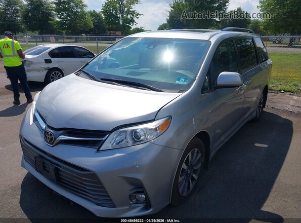 5TDDZ3DC3JS207476 2018 TOYOTA SIENNA Silver წინა მარცხენა ხედი სამი მეოთხედიდან