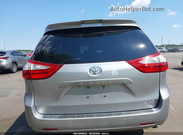 5TDDZ3DC3JS207476 2018 TOYOTA SIENNA Silver 