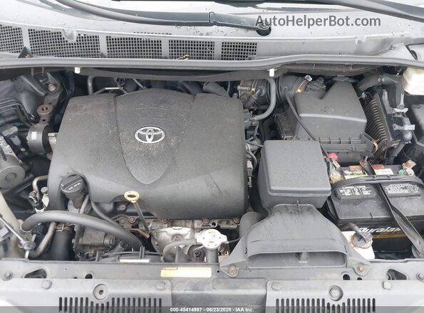 5TDDZ3DC5HS166021 2017 TOYOTA SIENNA Black Rear view