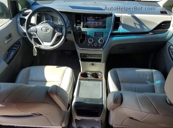 5TDDZ3DC5HS185216 2017 TOYOTA SIENNA Серебряный 
