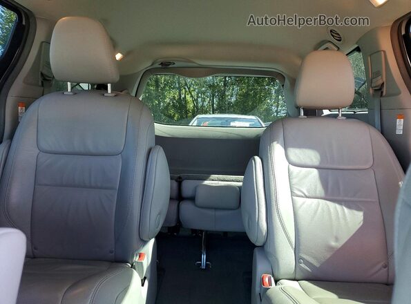 5TDDZ3DC5HS185216 2017 TOYOTA SIENNA Серебряный 