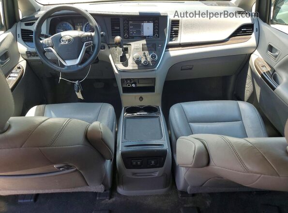 5TDDZ3DC5JS188641 2018 TOYOTA SIENNA White Widok deski rozdzielczej