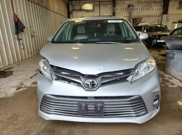 5TDDZ3DC5KS217332 2019 TOYOTA SIENNA Silver წინა ხედი