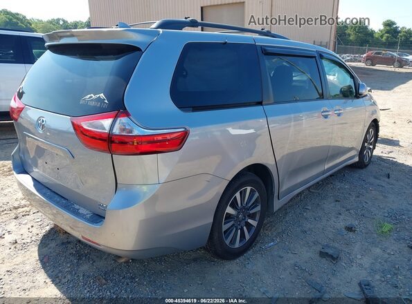 5TDDZ3DC8JS198192 2018 TOYOTA SIENNA Silver Tył prawy